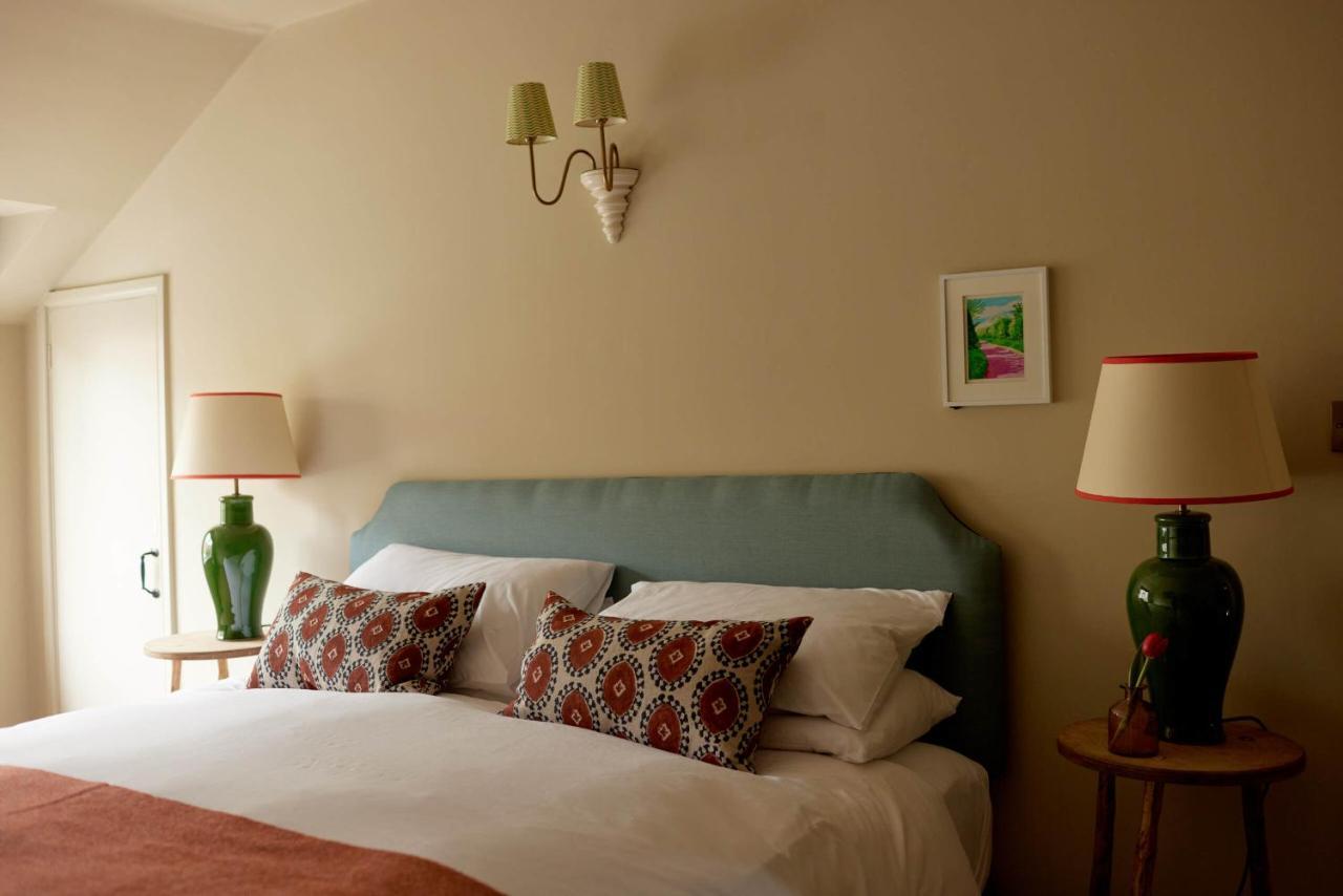 The Queen'S Head Broad Chalke Экстерьер фото