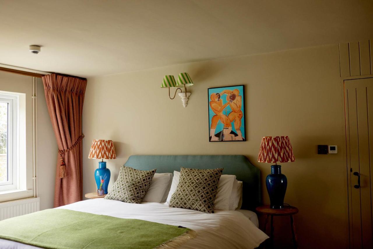 The Queen'S Head Broad Chalke Экстерьер фото